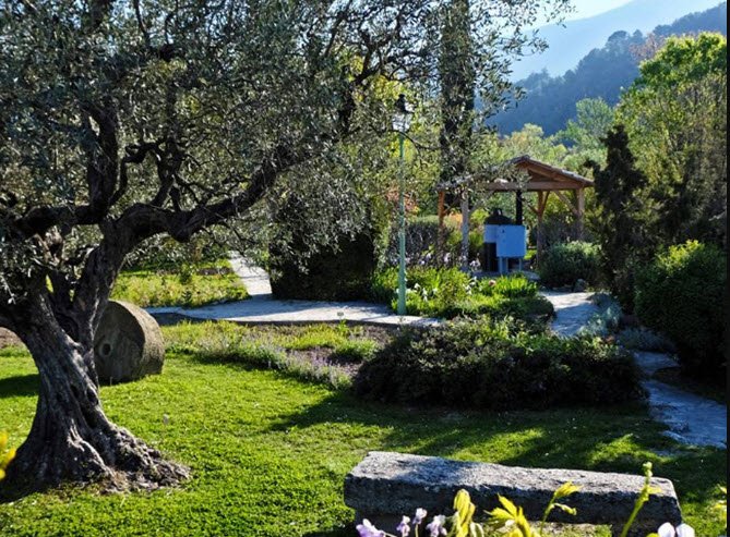 Arômes Garden, Nyons, France